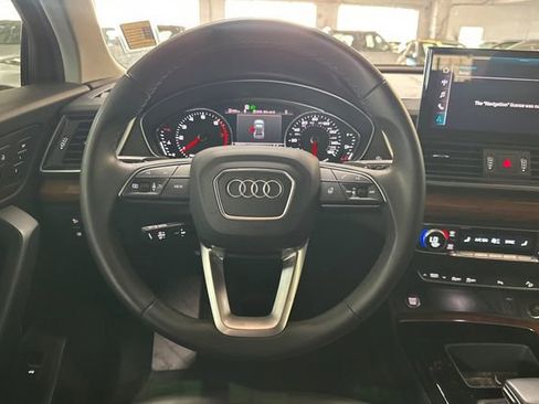 Used 2023 Audi Q5 2.0T Premium w/ Convenience Package image 17