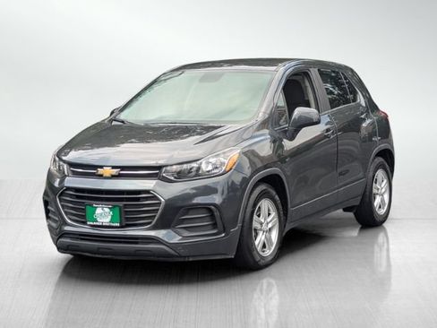 Used 2020 Chevrolet Trax LS FWD image 8