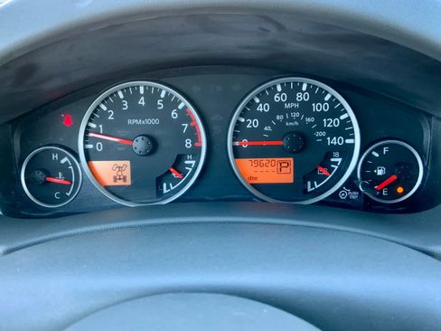 Used 2018 Nissan Frontier SL image 42