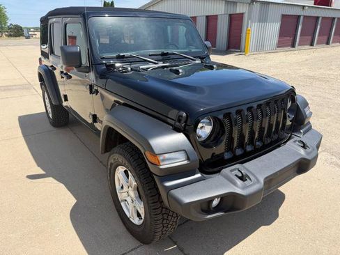 Used 2021 Jeep Wrangler Unlimited Sport AWD/4WD image 5