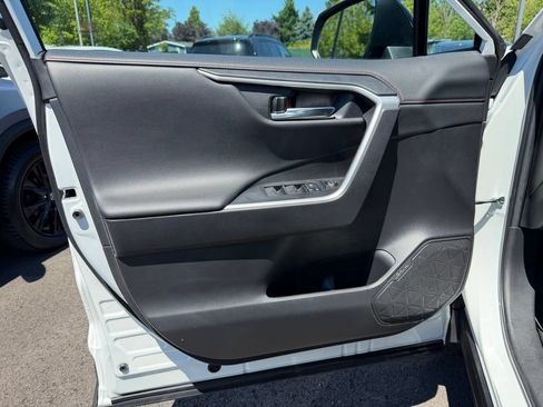 Used 2022 Toyota RAV4 TRD Off-Road w/ TRD Off-Road Weather Package AWD/4WD image 11