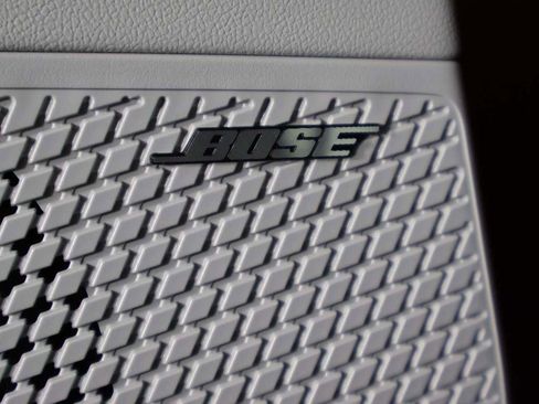 Certified 2025 Hyundai Elantra Limited image 46