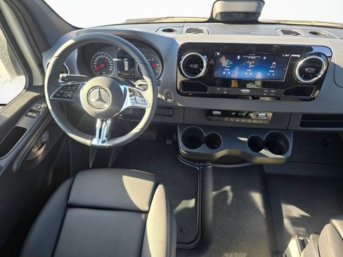 New 2026 Mercedes-Benz Sprinter 2500 image 22