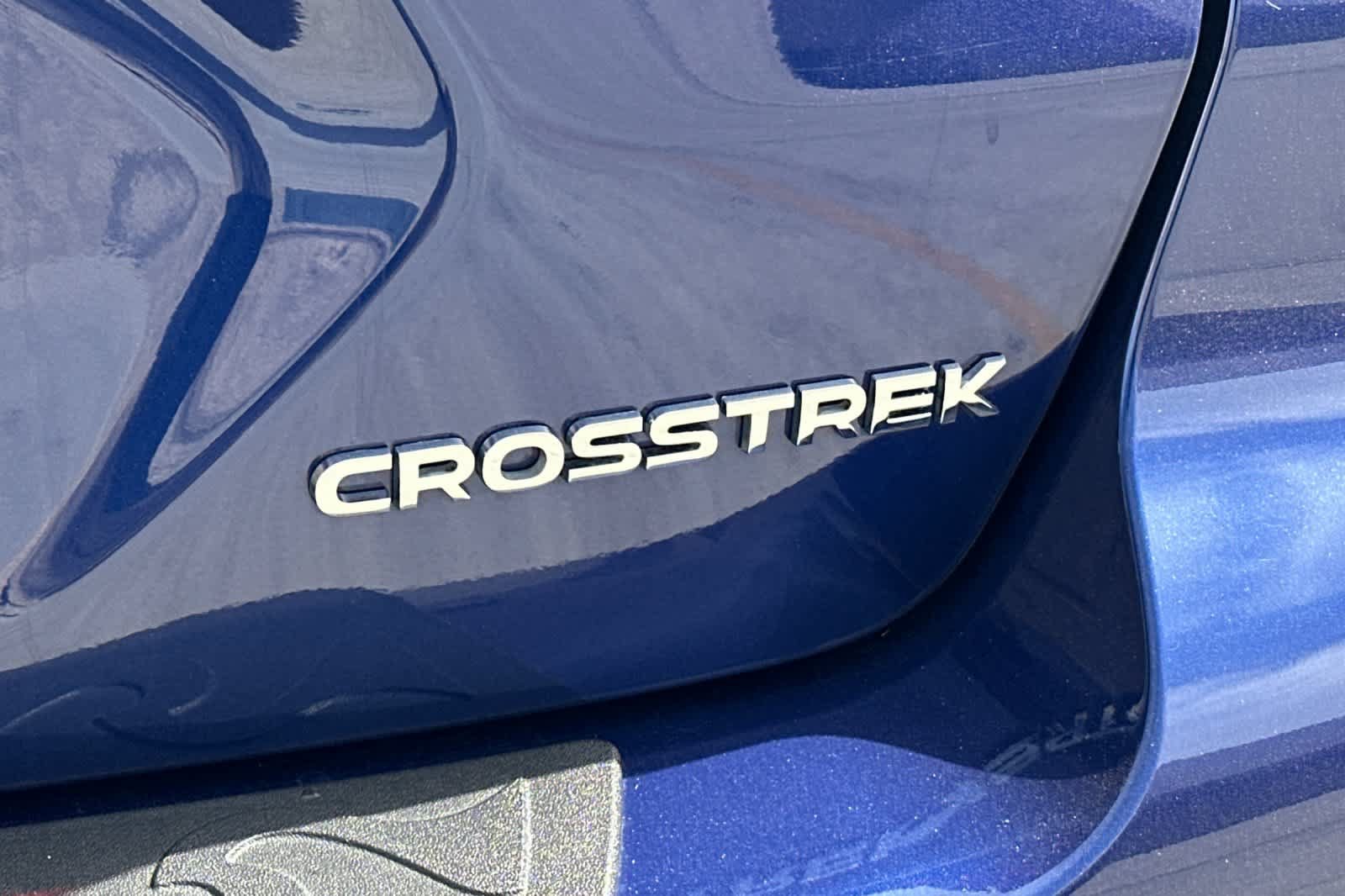 Used 2024 Subaru Crosstrek 2.0i Premium w/ Crosstrek Mirror Package AWD/4WD image 26