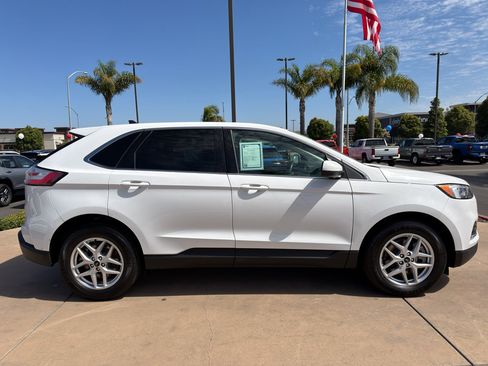 Used 2024 Ford Edge SEL AWD/4WD image 4
