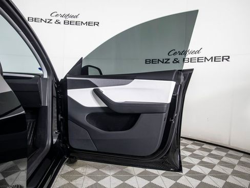 Used 2026 Tesla Model Y AWD image 16