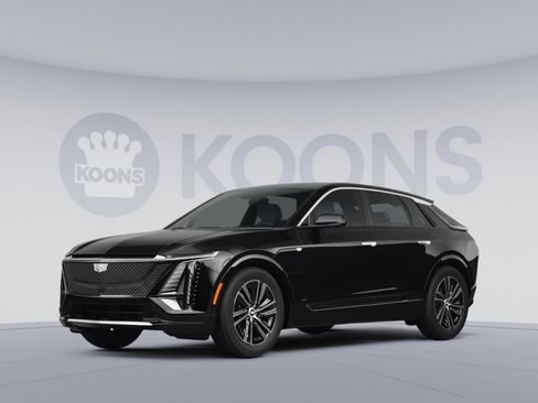 Used 2024 Cadillac Lyriq Luxury RWD image 1
