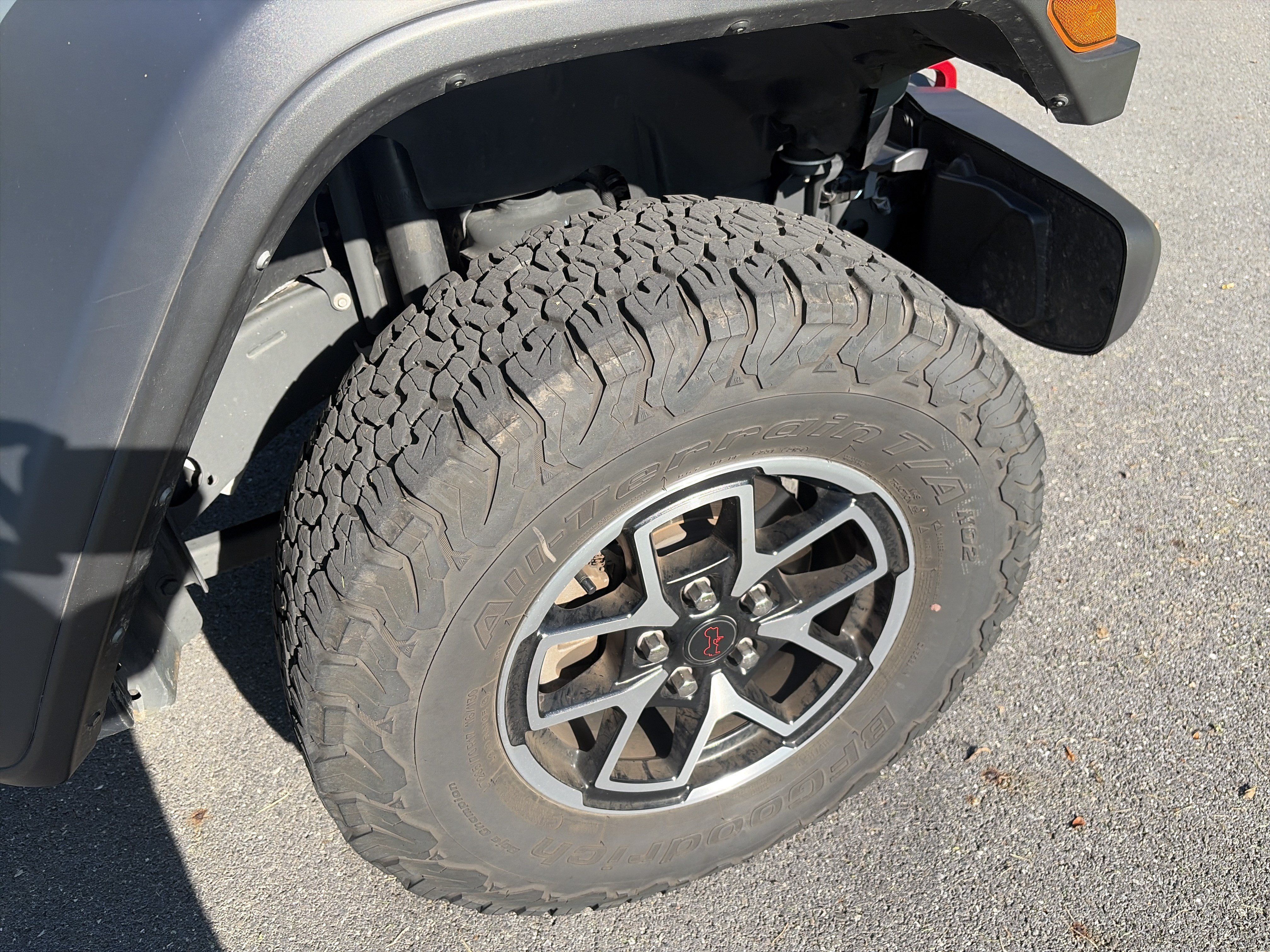Used 2024 Jeep Wrangler Rubicon AWD/4WD image 16