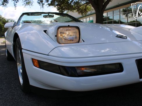 Used 1995 Chevrolet Corvette Convertible RWD image 26