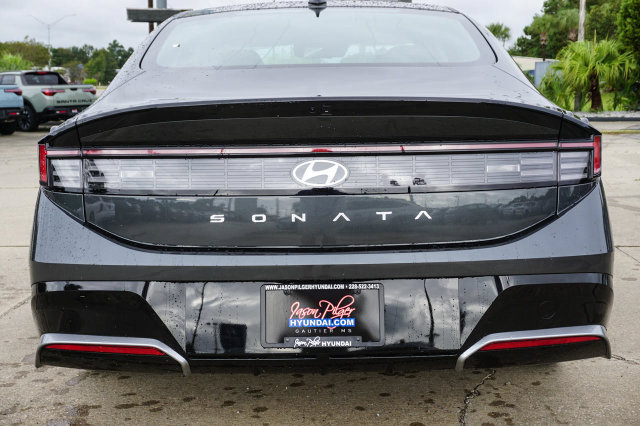 New 2026 Hyundai Sonata SEL FWD image 6