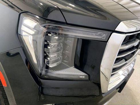 Used 2021 GMC Yukon SLT w/ SLT Luxury Package RWD image 12