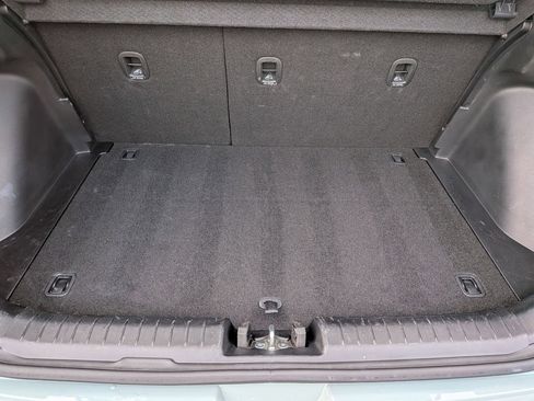 Used 2025 Hyundai Venue SEL FWD image 27