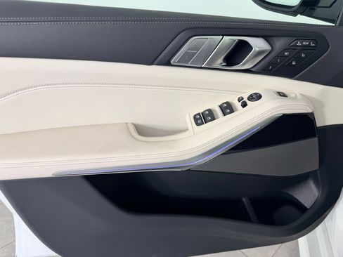 New 2026 BMW X7 xDrive40i image 12
