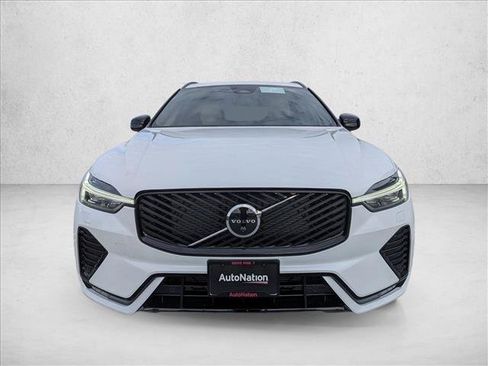 Used 2026 Volvo XC60 B5 Plus w/ Protection Package Premier AWD/4WD image 6