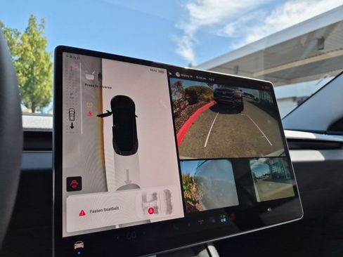 Used 2025 Tesla Model 3 Long Range RWD image 12