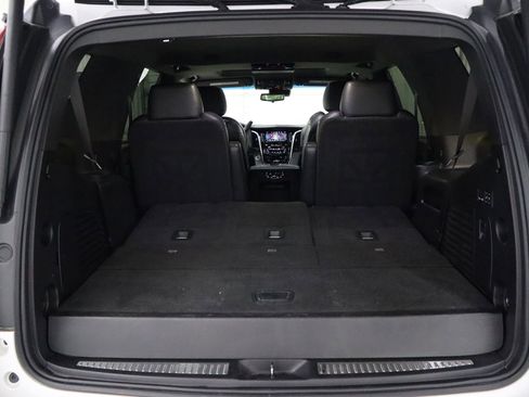 Used 2020 Cadillac Escalade Platinum image 30