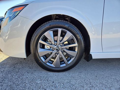 New 2026 Nissan Sentra SL w/ Floor Mat Package FWD image 36