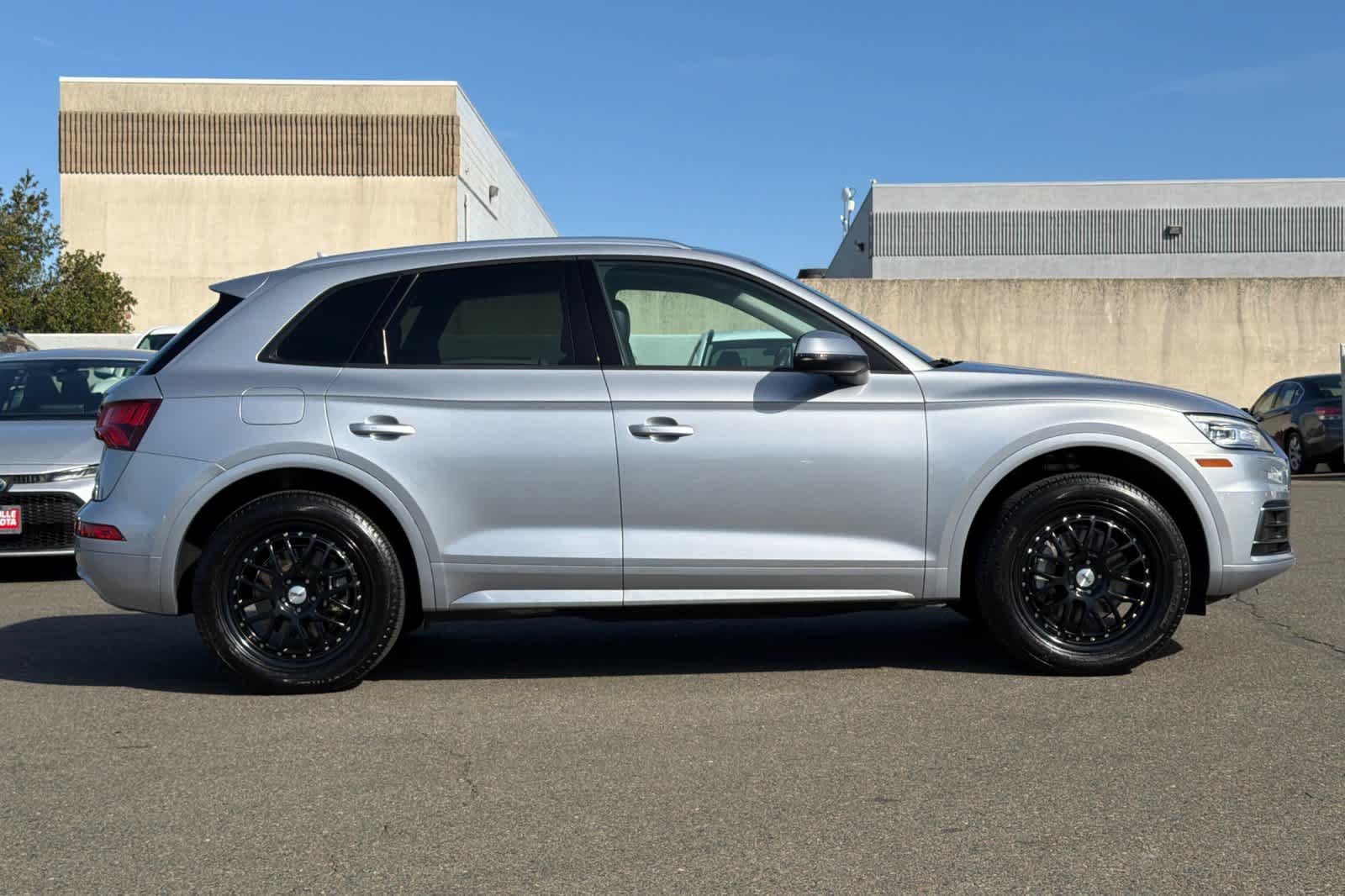 Used 2018 Audi Q5 2.0T Premium AWD/4WD image 6