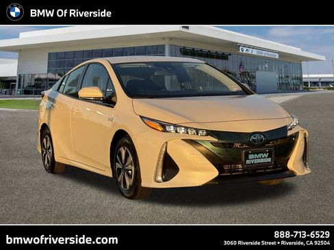 Used 2019 Toyota Prius Prime Plus image 1
