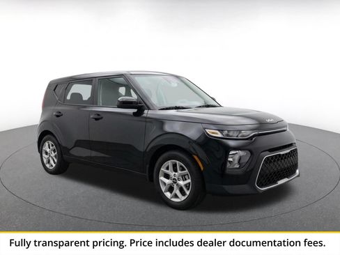 Used 2025 Kia Soul LX w/ LX Technology Package FWD image 1