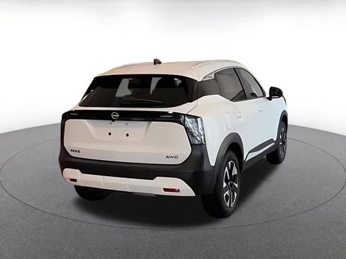Used 2026 Nissan Kicks SV w/ Cold Weather Package AWD/4WD image 14