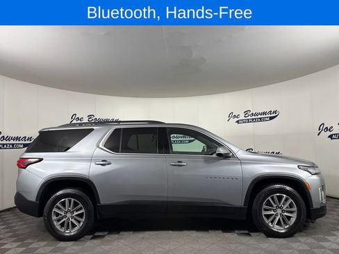 Used 2023 Chevrolet Traverse LT AWD/4WD image 6