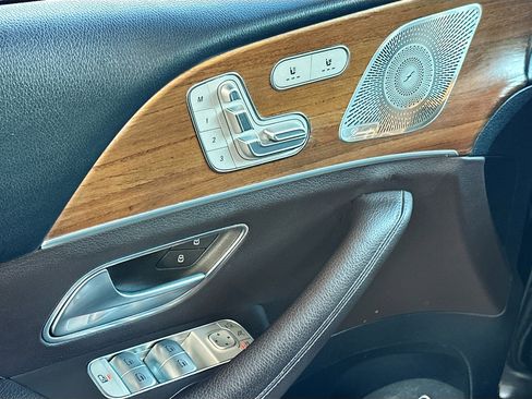 Used 2022 Mercedes-Benz GLE 350 image 18