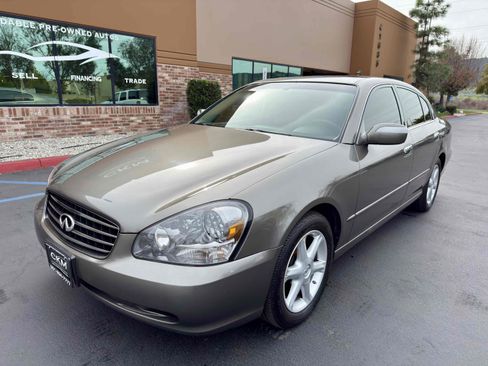 Used 2004 INFINITI Q45 Luxury w/ Journey Pkg image 4