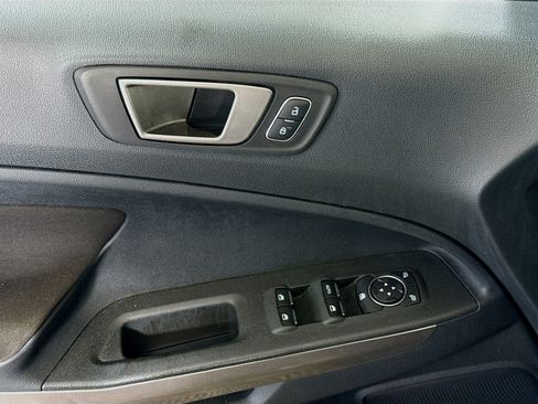 Used 2020 Ford EcoSport SE AWD/4WD image 24