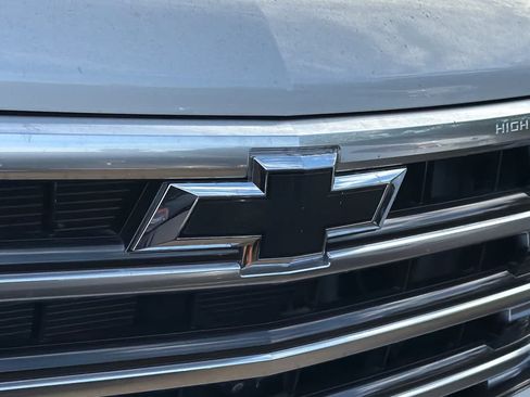 Used 2023 Chevrolet Silverado 1500 High Country w/ Max Trailering Package AWD/4WD image 10