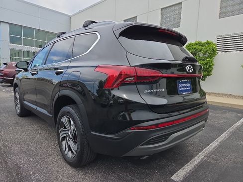 Certified 2023 Hyundai Santa Fe SEL AWD/4WD image 6