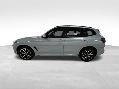 Used 2023 BMW X3 xDrive30i w/ M Sport Package image 4
