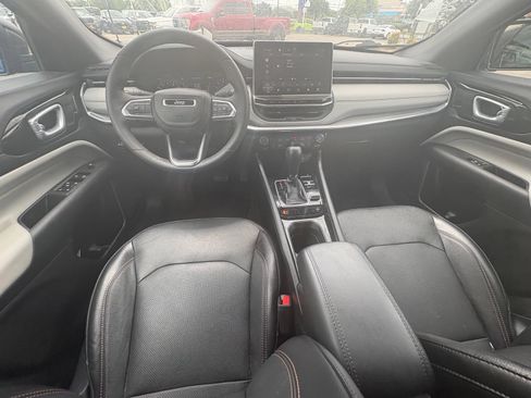 Used 2023 Jeep Compass Limited AWD/4WD image 11