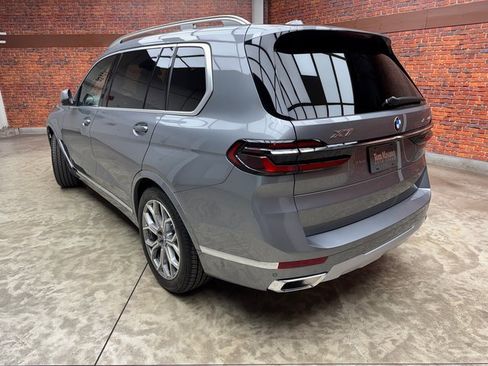 Used 2026 BMW X7 xDrive40i image 3