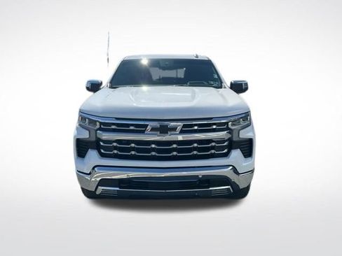 Certified 2025 Chevrolet Silverado 1500 LTZ AWD/4WD image 10