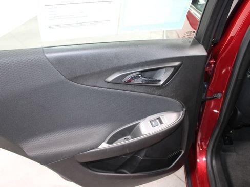 Used 2025 Chevrolet Malibu LT FWD image 21