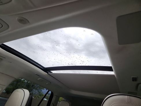 Used 2020 Lincoln Aviator Black Label Grand Touring w/ Class IV Trailer Tow Package image 27