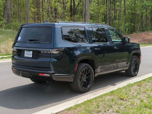 New 2026 Jeep Grand Wagoneer Limited AWD/4WD image 13