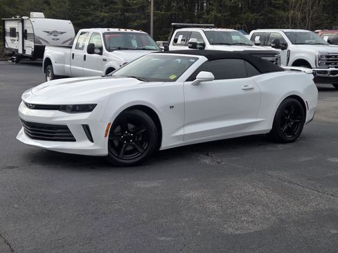 Used 2017 Chevrolet Camaro LT image 2