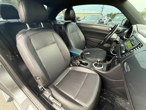 Used 2012 Volkswagen Beetle 2.5 FWD image 15