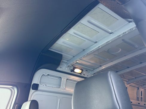 Used 2025 Mercedes-Benz Sprinter 2500 image 14