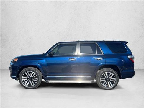 Used 2018 Toyota 4Runner Limited image 9