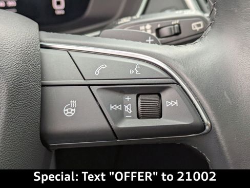 Used 2022 Audi Q5 2.0T Prestige w/ Prestige Package image 32