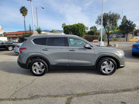 Used 2023 Hyundai Santa Fe SEL image 3