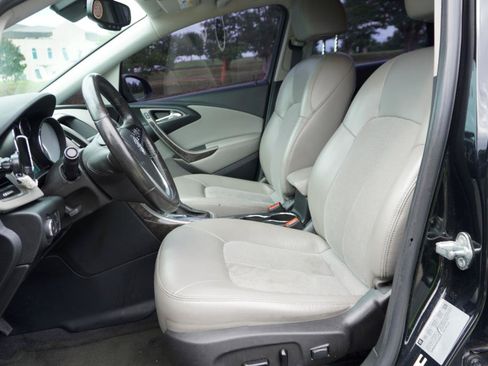 Used 2017 Buick Verano Sport Touring FWD image 31