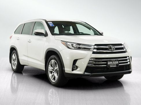Used 2019 Toyota Highlander Limited AWD/4WD image 7
