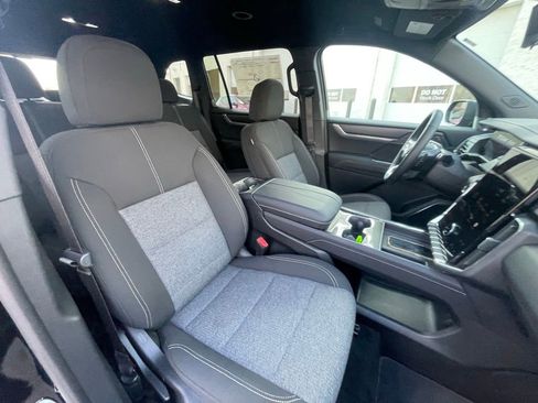 New 2026 GMC Acadia Elevation image 28