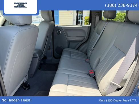Used 2006 Jeep Liberty Limited AWD/4WD image 12