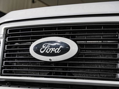 Used 2021 Ford F450 Platinum w/ FX4 Off-Road Package image 52