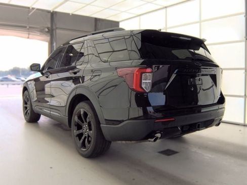Used 2023 Ford Explorer ST-Line w/ Class IV Trailer Tow Package AWD/4WD image 6